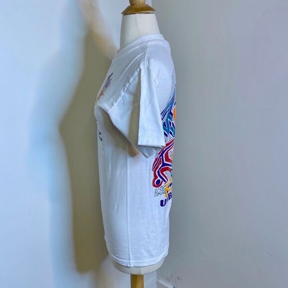 Vintage 1990s Umbro Graphic Soccer T-Shirt‎ - Picture 5 of 6